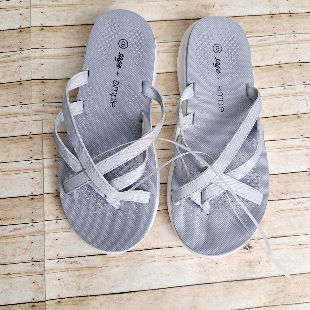 Sage + Simple Women's Gray Lightweight Strappy Flip Flop Sandals Sz 8